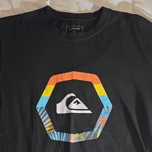 Quiksilver Black Tee with Colorful Hexagon Graphic Size M
